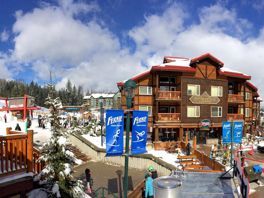Cornerstone Lodge By Park Vacation Management Fernie Kültér fotó